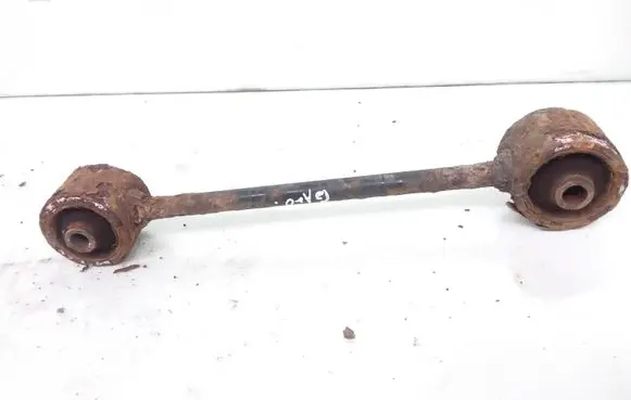 Rear control arm