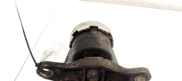 Ford Mondeo MK IV Engine mount bracket