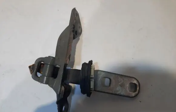 BMW X6 E71 Rear door upper hinge 7175830