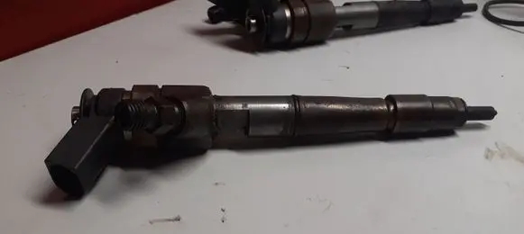 Mitsubishi Colt Fuel injector A6400700787 0445110167