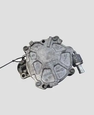 Audi A4 S4 B8 8K Vacuum pump 03L145100