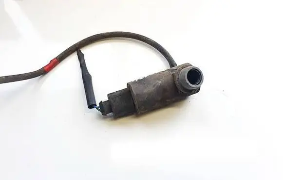 Toyota Yaris Windscreen/windshield washer pump