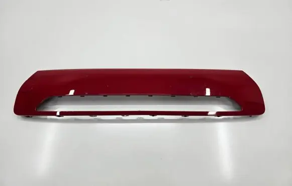 Front bumper splitter molding