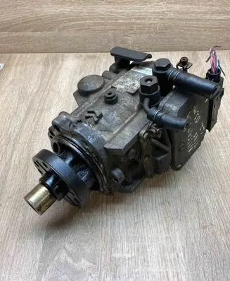Nissan Almera N16 Fuel injection high pressure pump 0470504012 220511103650 WITHPLUG