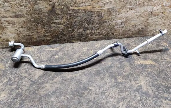 Infiniti Q70 Y51 Air conditioning (A/C) pipe/hose