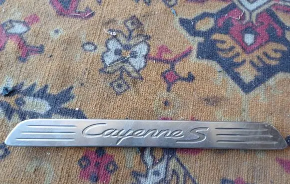 Porsche Cayenne (92A) Other sill/pillar trim element 23890010