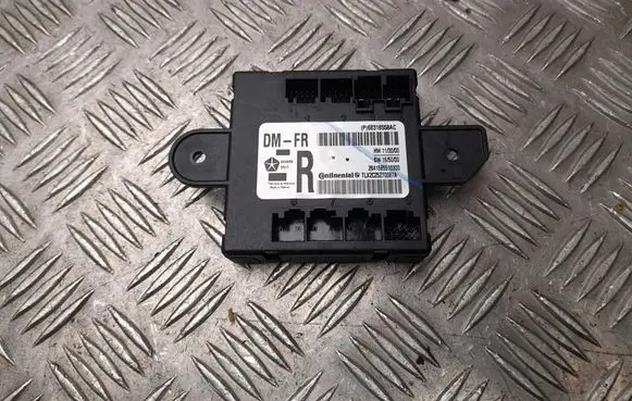 Jeep Grand Cherokee Door control unit/module 68316558AC