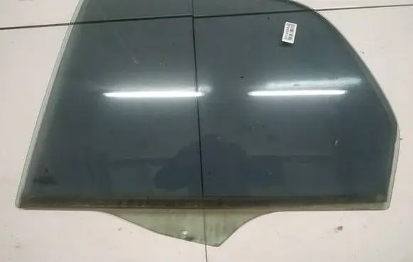 Citroen Xsara Picasso Rear door window glass as2