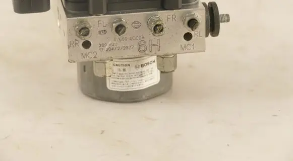 Nissan X-Trail T32 ABS Pump 476604CC0A