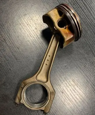 BMW 5 E60 E61 Piston with connecting rod B52N25