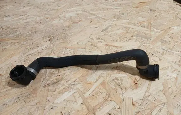 Mercedes-Benz GLC X253 C253 Engine coolant pipe/hose A2135017400 18566687 CT152715