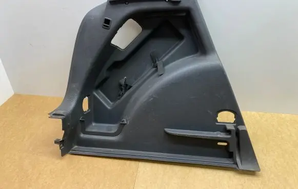 Volkswagen Golf Plus Trunk/boot side trim panel 5M0867427G 5M0867427F