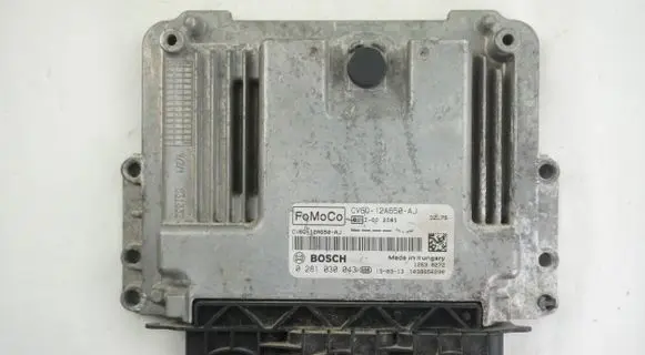 Ford Focus Engine control unit/module CV6Q12A650AJ 0281030043