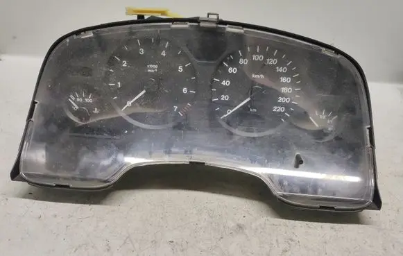 Opel Zafira A Speedometer (instrument cluster)