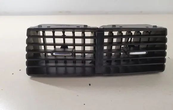 Subaru Forester SH Dash center air vent grill 66110FG020