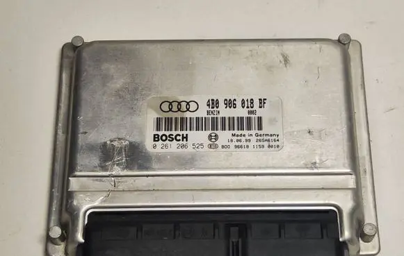 Audi A4 S4 B6 8E 8H Engine control unit/module 4B0906018BF 0261206525 26SA6164