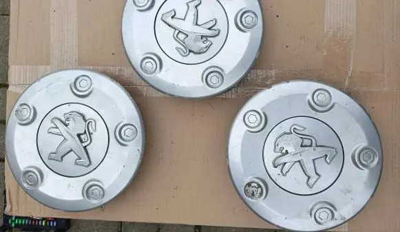 Peugeot Expert R15 wheel hub/cap/trim 