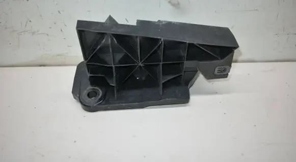 Smart ForTwo III C453 Front bumper mounting bracket A4538850637