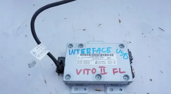 USB socket connector