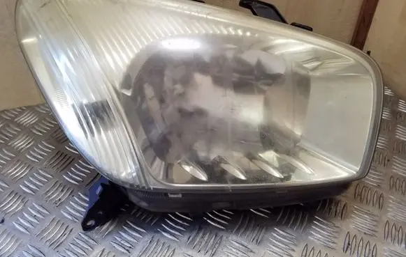 Toyota RAV 4 (XA20) Headlight/headlamp