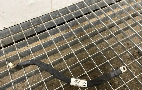 Ford Mustang VI Negative earth cable (battery) GR3T19A095AC