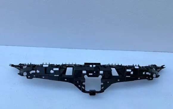 Toyota Highlander XU70 Front bumper upper radiator grill 531150E010