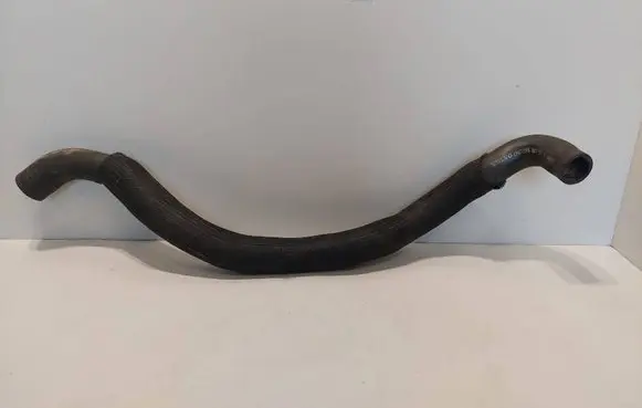 Volvo V70 Engine coolant pipe/hose 08671395