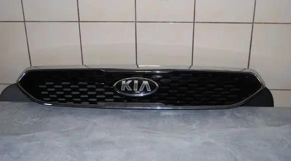 KIA Venga Front grill