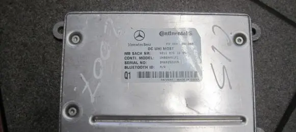 Mercedes-Benz CLS C219 Bluetooth control unit module A2118701885