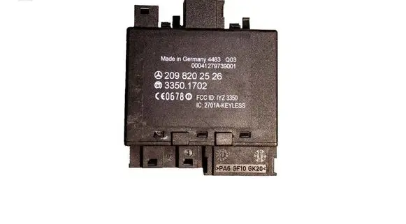 Mercedes-Benz CLK A209 C209 Keyless (KESSY) go control unit/module 2098202526 33501702