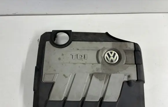 Volkswagen Tiguan Engine hood trim 03L103925