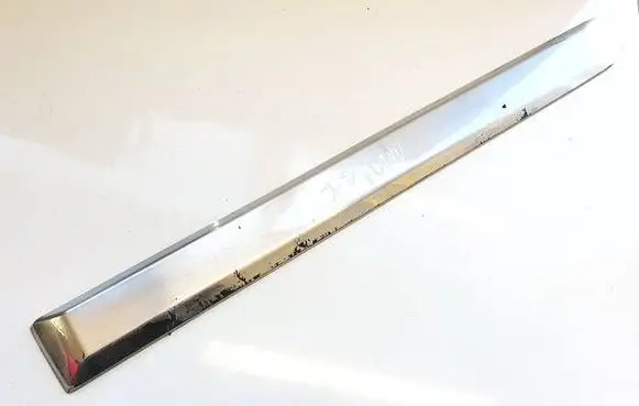 Jeep Grand Cherokee (WK) Rear door trim (molding) 55156847AC 04806273AA