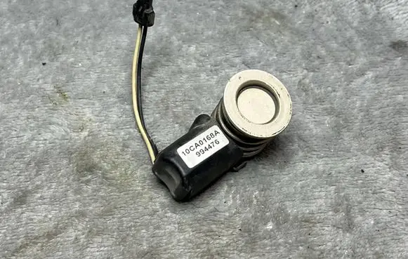Nissan X-Trail T32 Rear glass lock/latch X69 10CA0168A