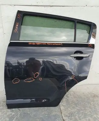 KIA Sportage Rear door
