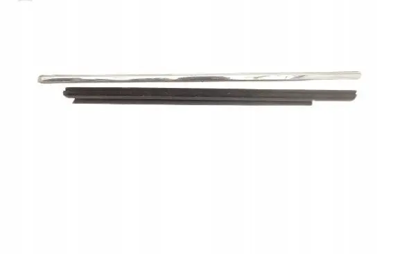 Front door glass trim molding