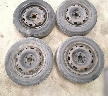 Volkswagen Polo R14 steel rim 
