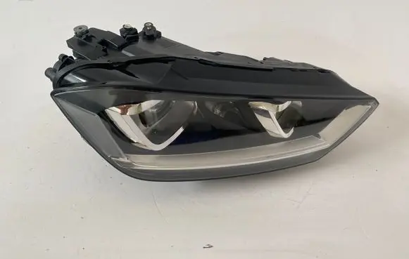 Volkswagen Golf Sportsvan Headlight/headlamp 517941032B 90056422