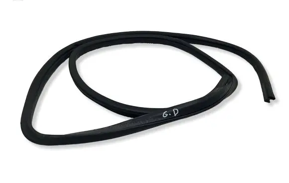 Nissan Qashqai Rear door rubber seal (on body) 