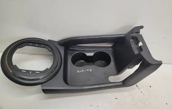 KIA Sportage Gear shifter surround trim plastic 846513W020