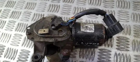 Hyundai Lantra I Wiper motor 9810028100 WF125DC