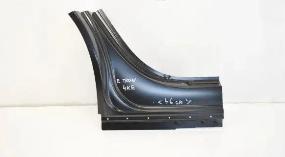 Audi e-tron Pillar (middle) 4KE809840
