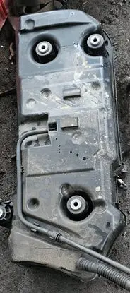 Mercedes-Benz GLS X167 AdBlue liquid reservoir A1674708202 A1674700102
