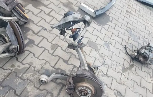 Audi A5 8T 8F Front wheel hub spindle knuckle