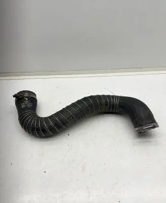 Land Rover Discovery 4 - LR4 Intercooler hose/pipe AH229F072AD D05WA 00090190D