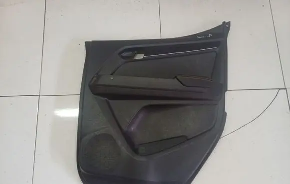 Isuzu D-Max Rear door card panel trim