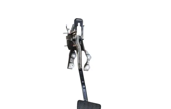 Toyota Prius (XW30) Brake pedal 