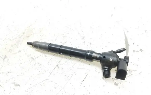 Skoda Octavia Mk3 (5E) Fuel injector 04L130277D 28370681 5020MJ03R45