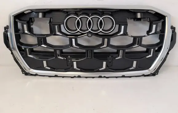 Audi Q7 4M Front bumper upper radiator grill 4M0853651BD 4M0853651BM