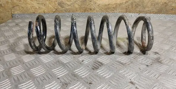 Mitsubishi Outlander Rear coil spring