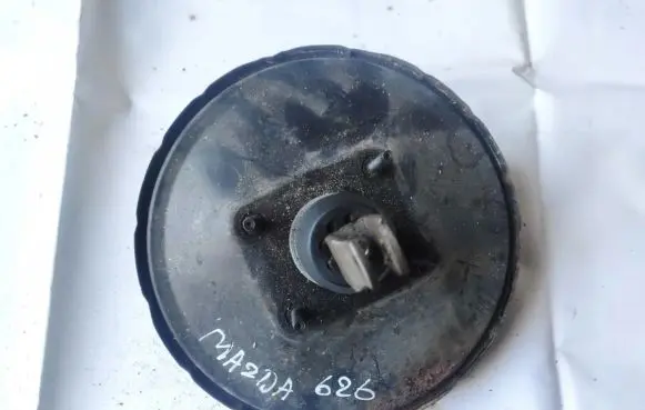 Mazda 626 Brake booster 83404918 834-04918